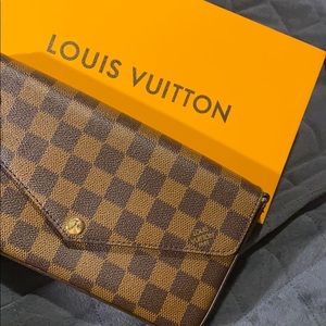 LV bag Pochette Felicie